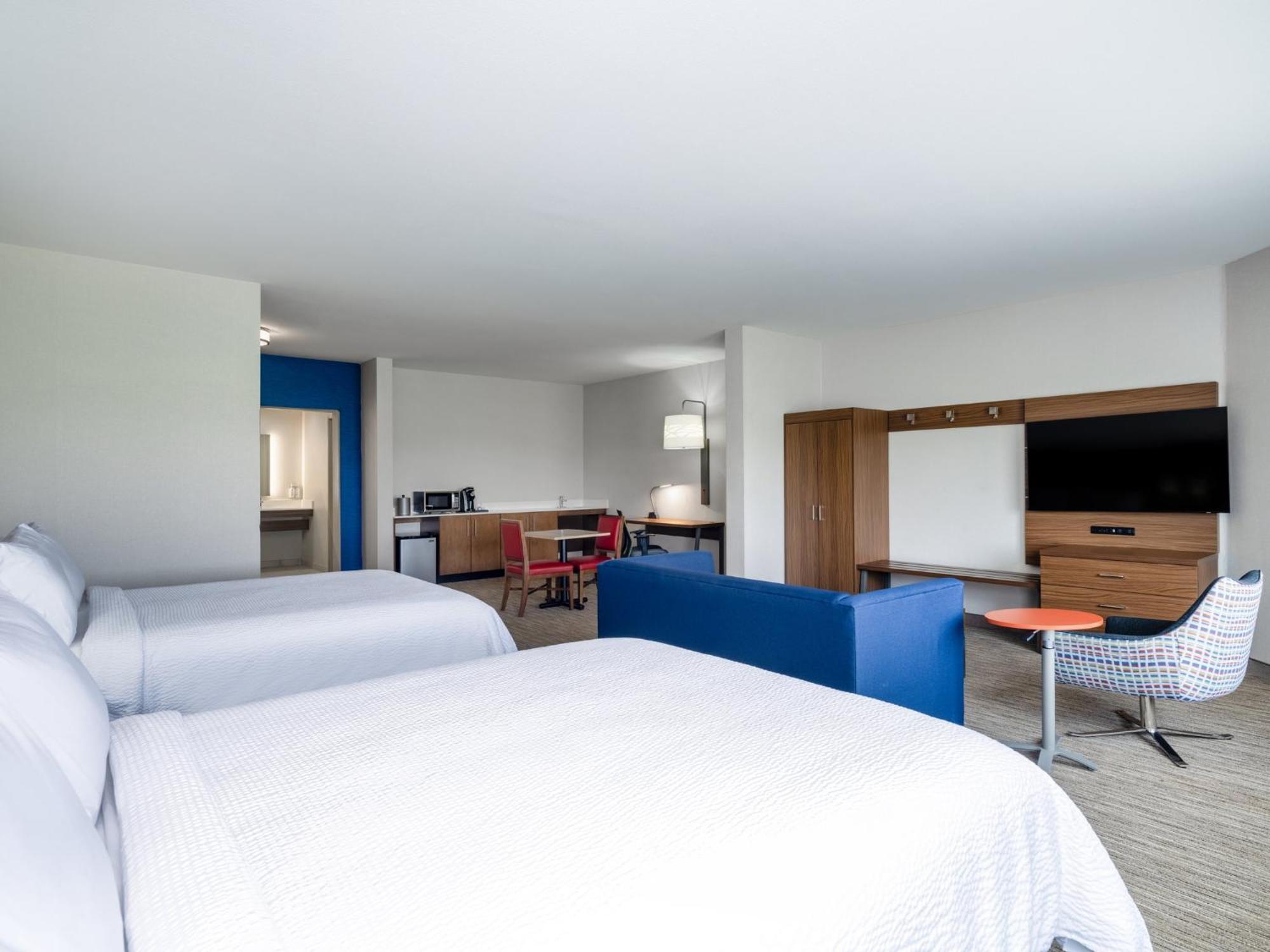 Holiday Inn Express Lodi By Ihg Exterior photo