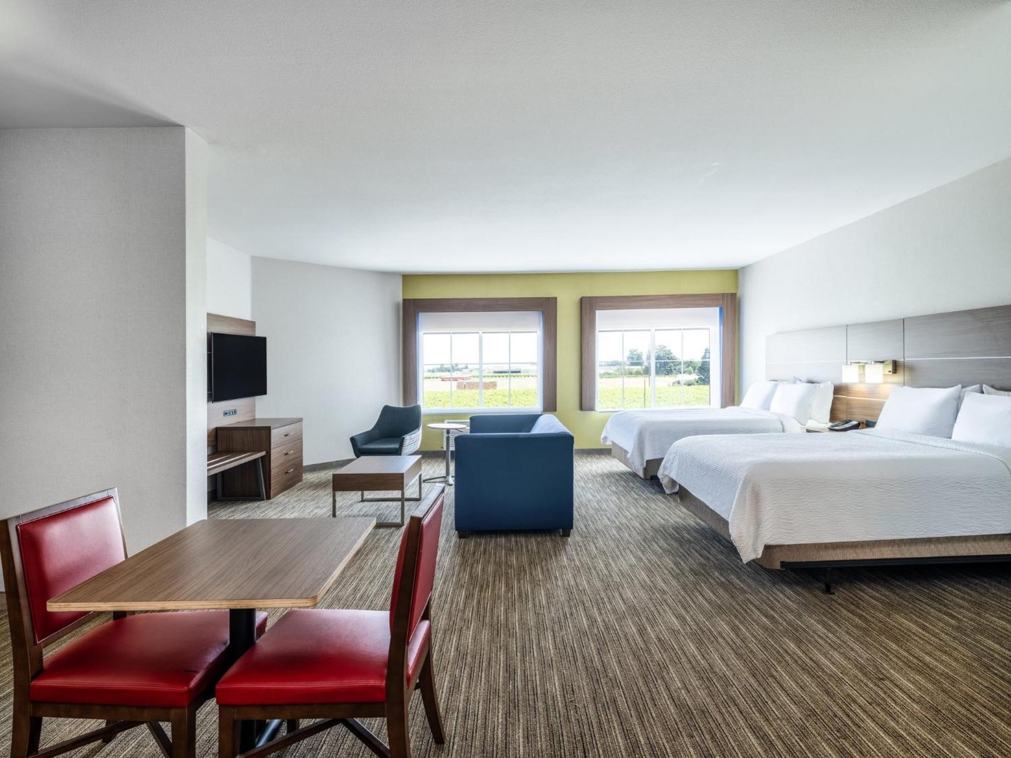 Holiday Inn Express Lodi By Ihg Exterior photo