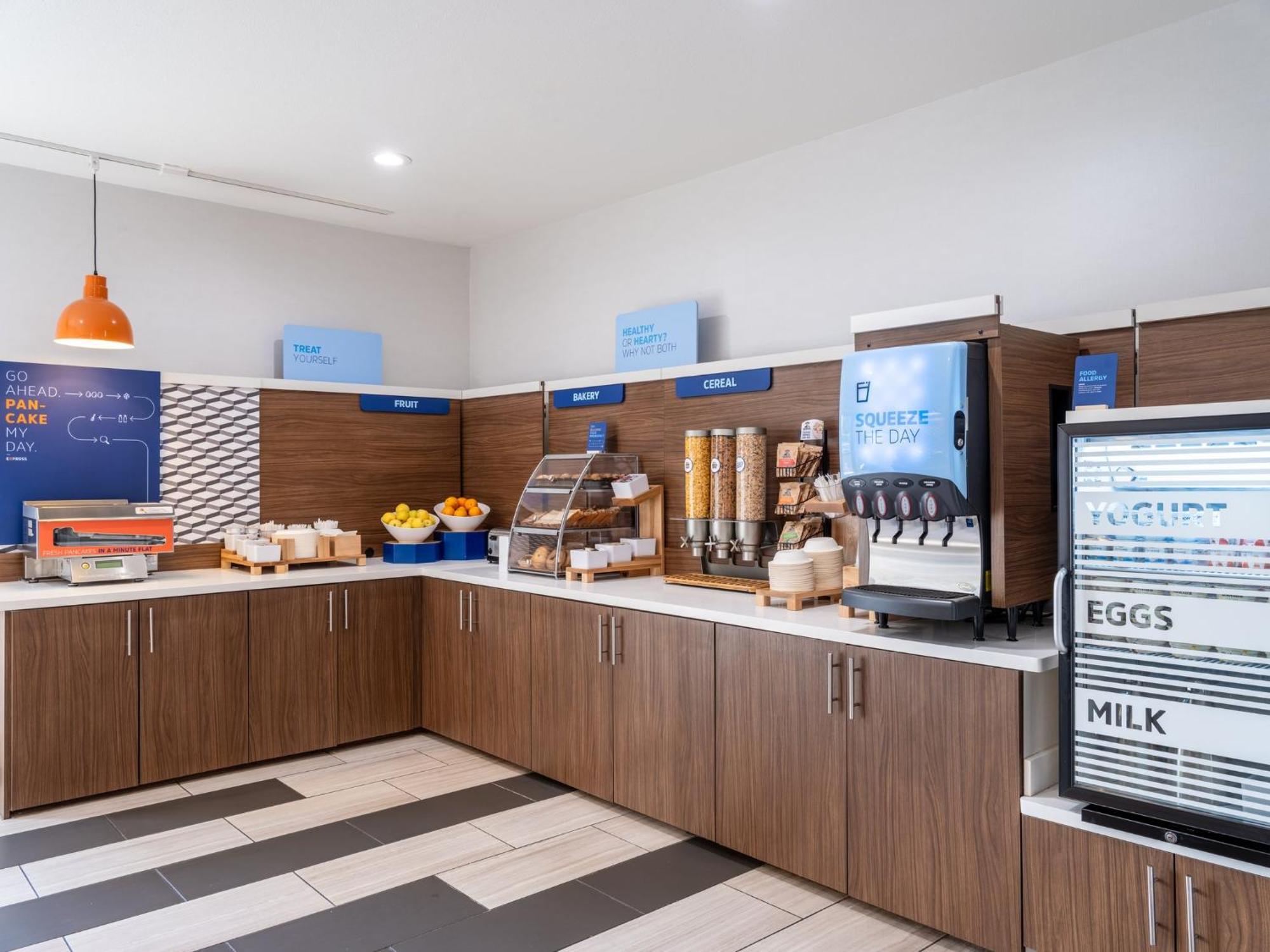 Holiday Inn Express Lodi By Ihg Exterior photo