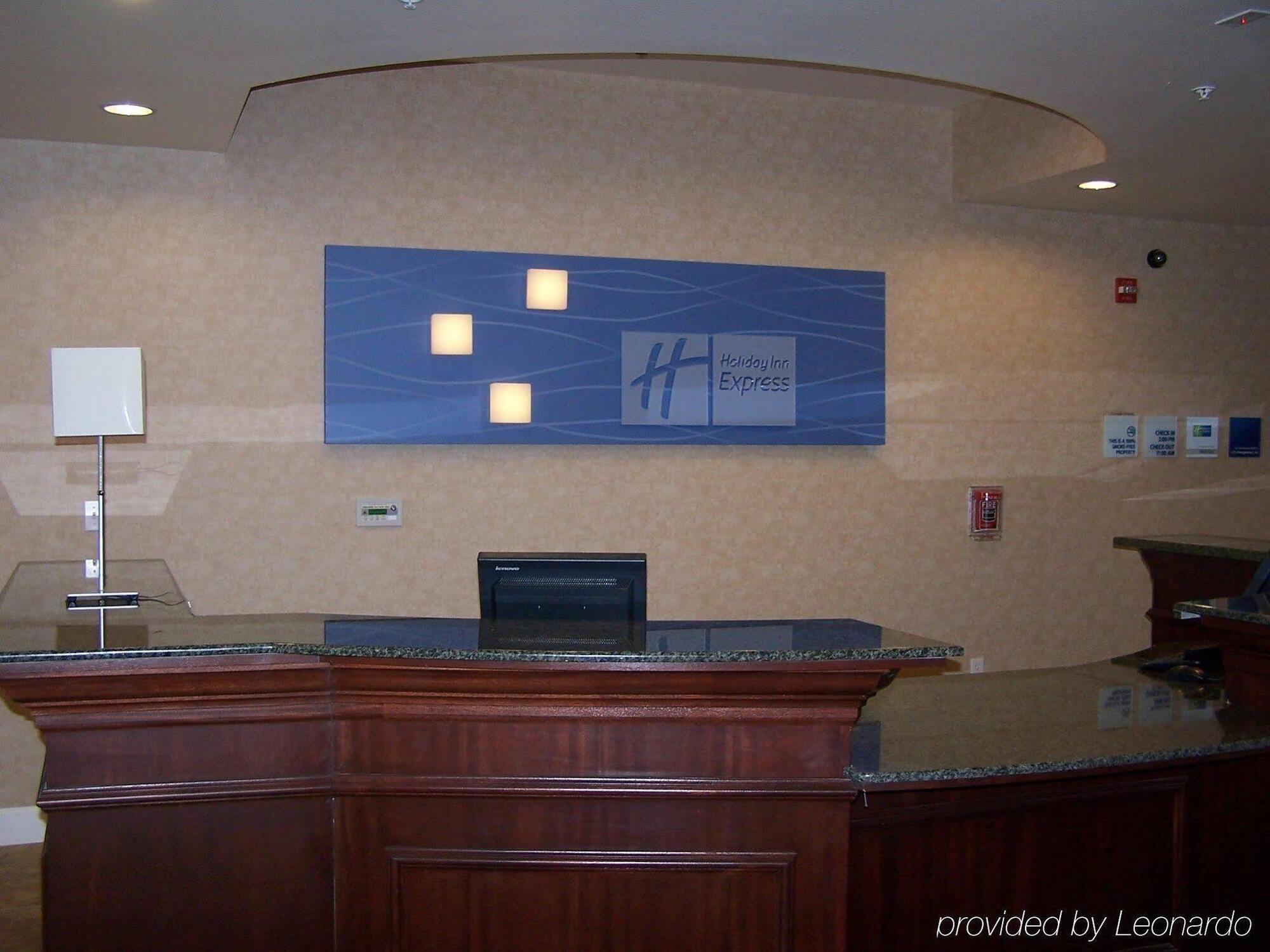 Holiday Inn Express Lodi By Ihg Exterior photo